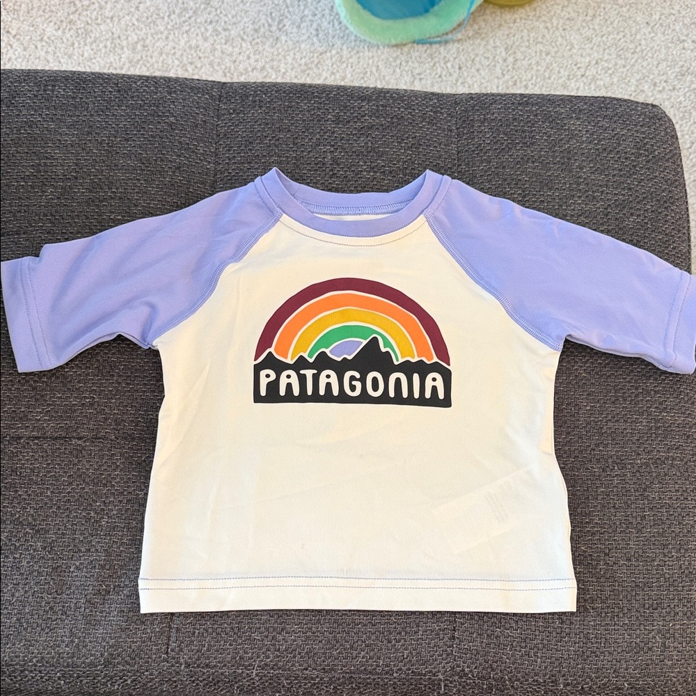 Patagonia Infant Baselayer in Purple and White
